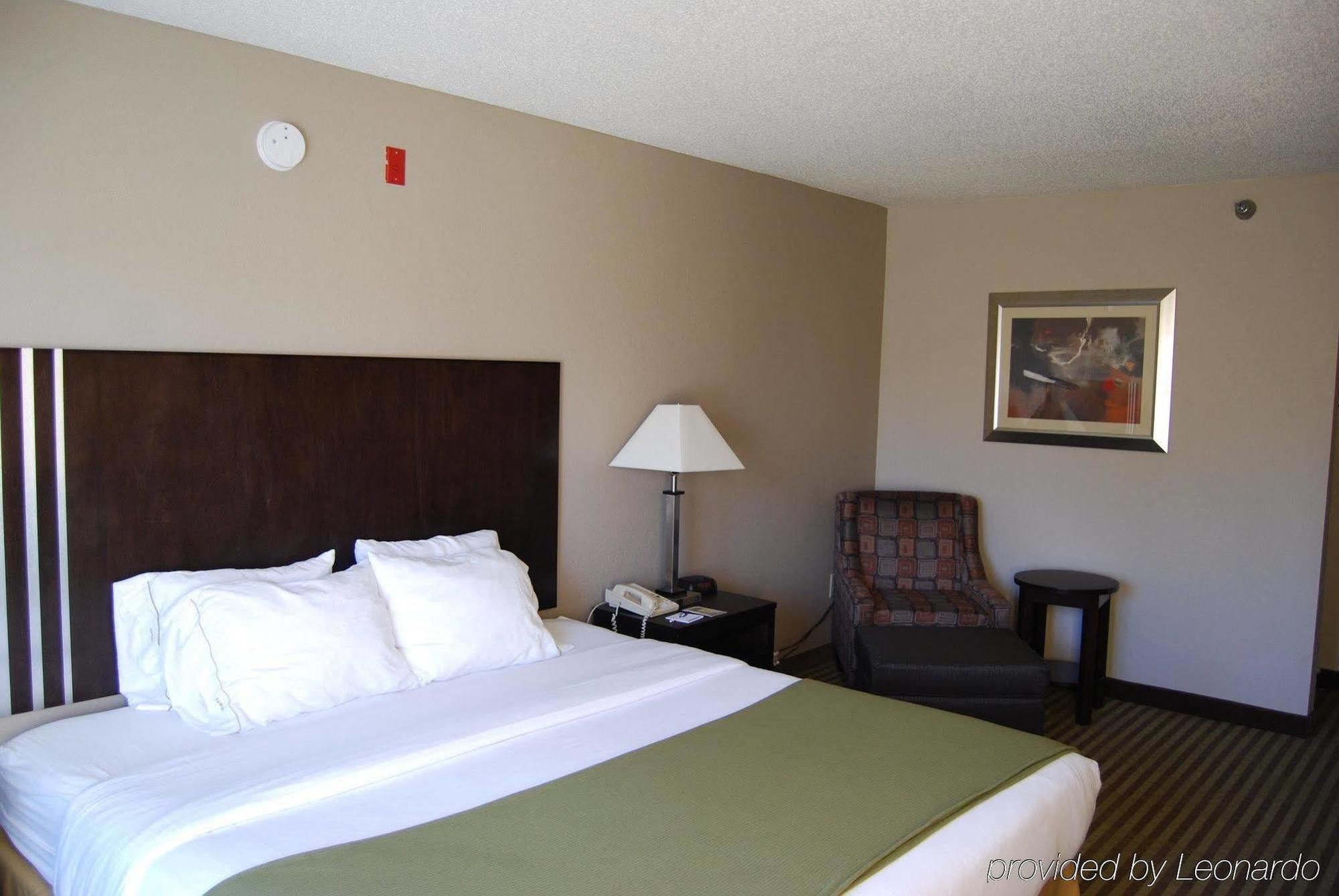 Holiday Inn Express & Suites Tell City By Ihg Værelse billede